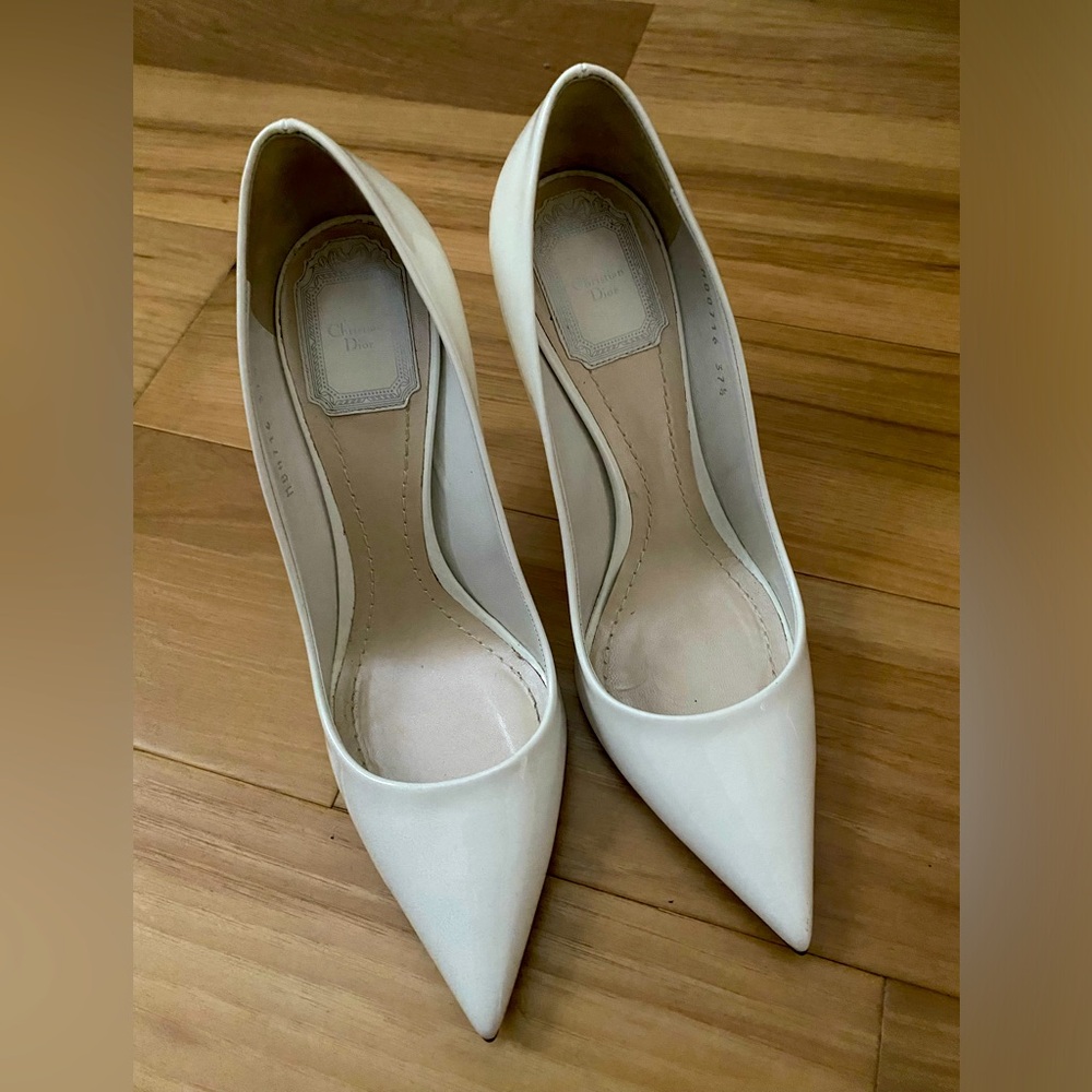 beautiful, timeless Christian Dior heels